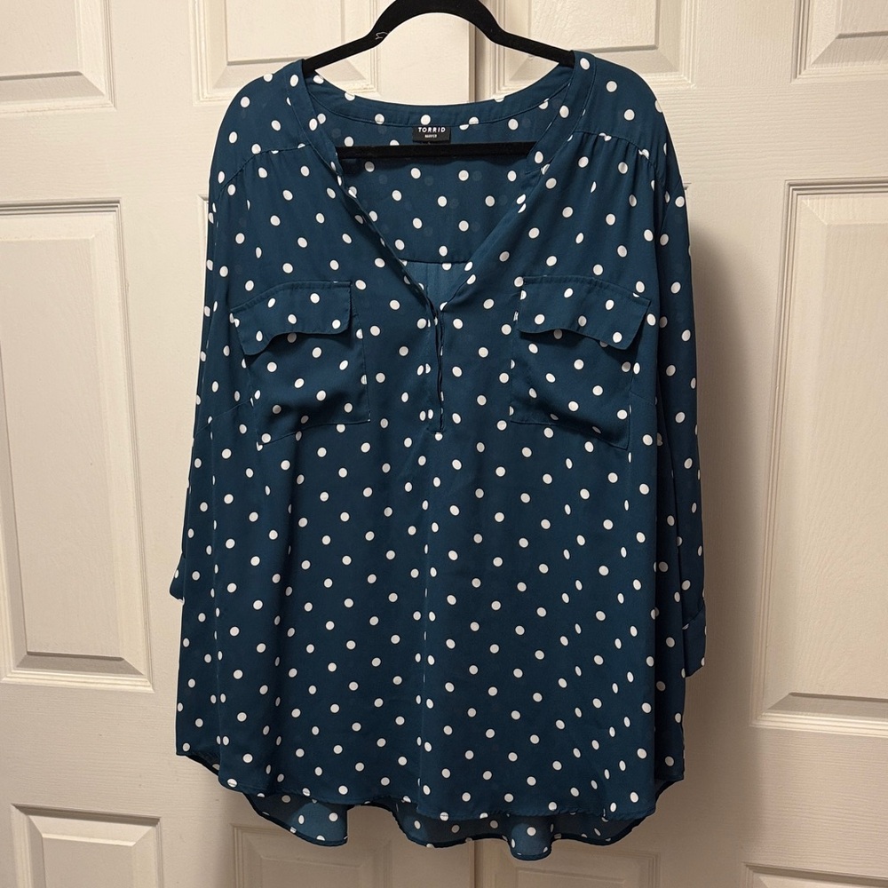torrid Teal Polka Dot V-Neck Button-Front Blouse